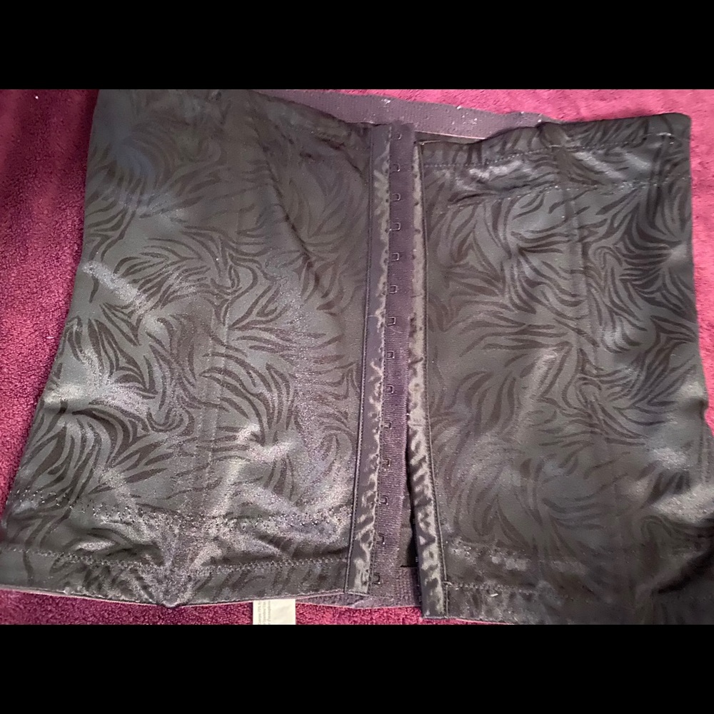 Corset waist trainer